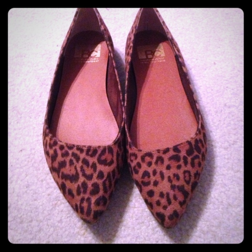 Leopard print flats